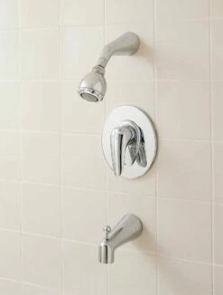 American Standard 2000502.099 Ceramix One Handle Tub And Shower Faucet, Polished Brass