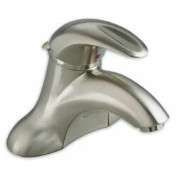 American Standard 7385047.002 Reliant Centerset Bathroom Faucet In Polished Chrome